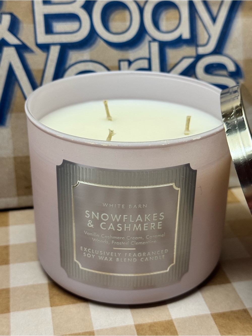 NEW B&BW White Barn Snowflakes and Cashmere 3 wick candle